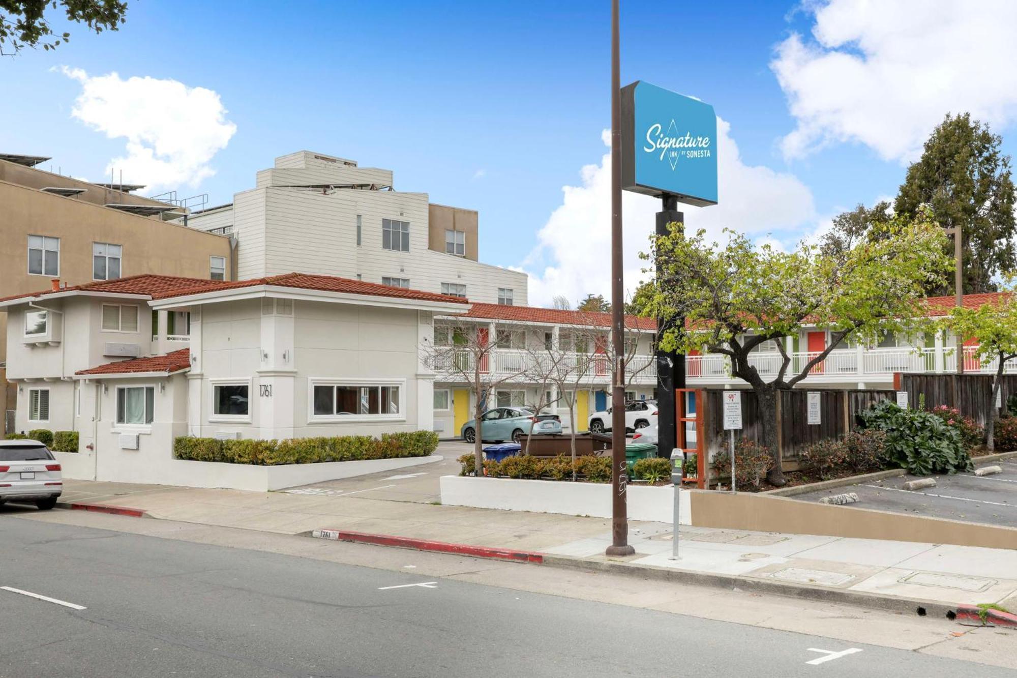 Signature Inn Berkeley Exterior foto